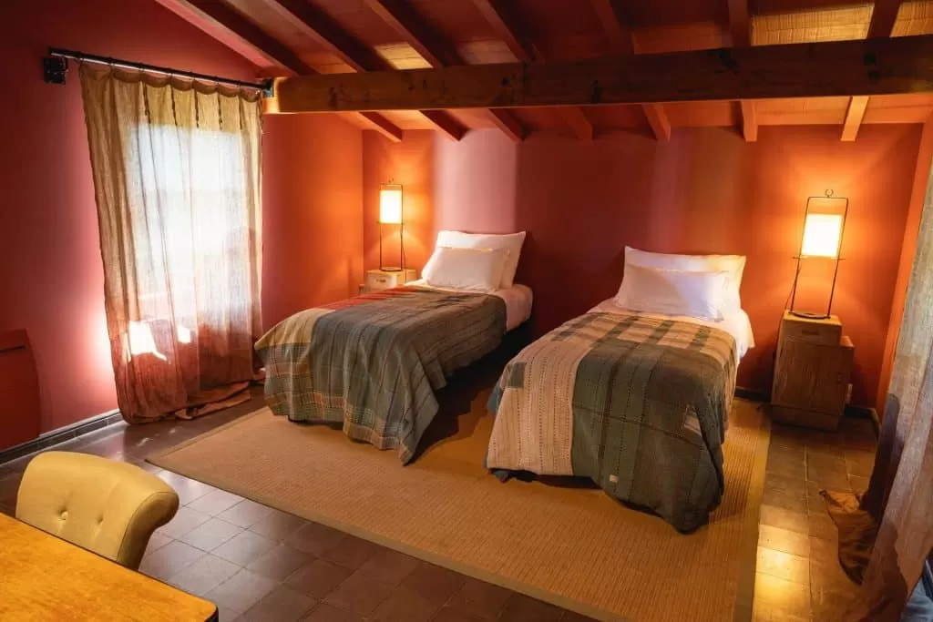 PHOTO-CHAMBRE-2-MAISON-EST-2-LITS